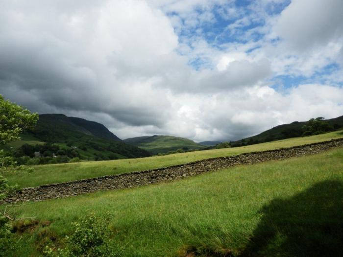 P6300846-ToKirkstonePass Looking north to Red Screes and Caudale Moor on the ascent of Wansfell