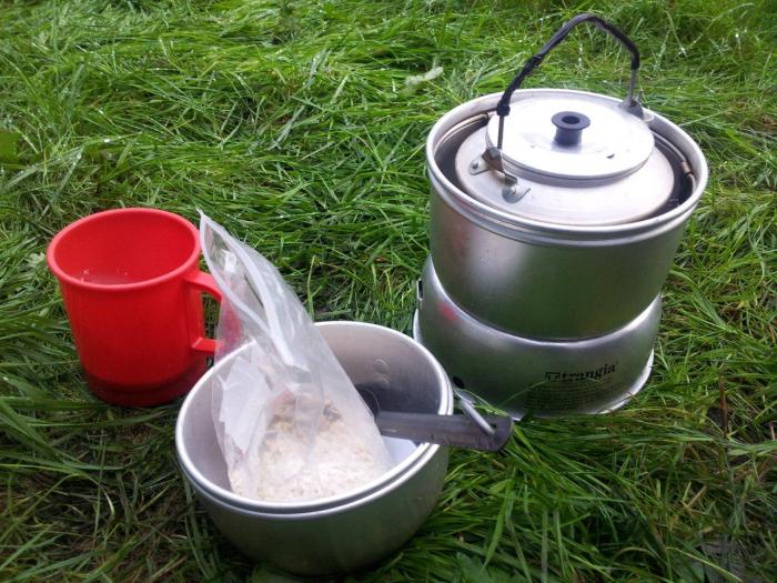 20120825_074327-Trangia Couldn't face this again, so pub meal it was