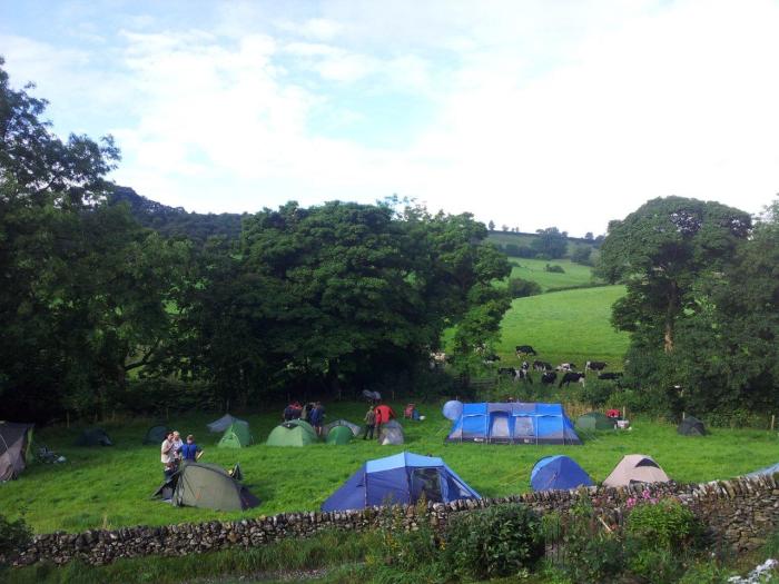20120825_093129-PeakMeet The group assembles and starts some serious gear talk