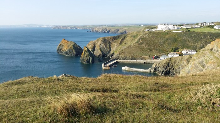 Approaching Mullion Cove