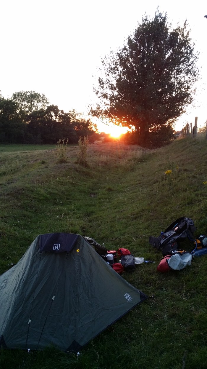 Using a ditch at the edge of a field in the Cuckmere Valley, on the 3rd section of the Wealdway. [1-Aug-2015, HiGear Soloista]